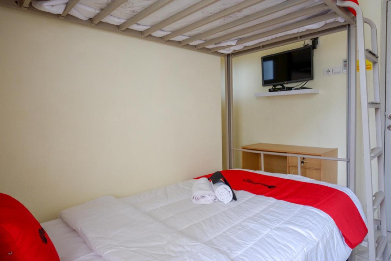 Reddoorz Hostel Near Kota Lama Semarang Zewnętrze zdjęcie
